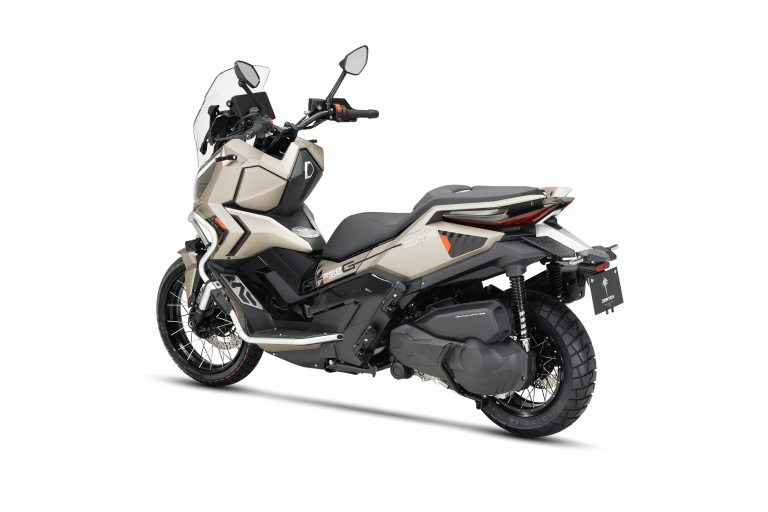 Car202509081710152534