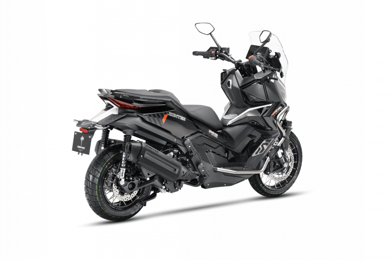 Car202509081713588310