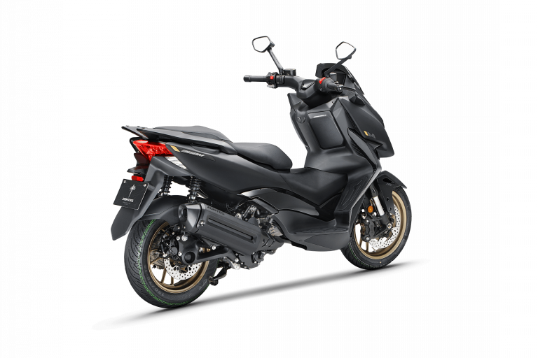 Car202510250820115614